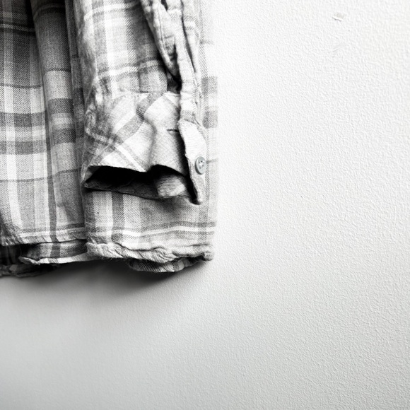 Dex Plaid Flannel Shirt - Picture 7 of 9